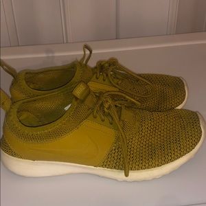 COPY - Nike Sneakers